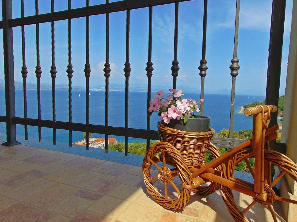 Vila Vita Donje Selo na Šolti Quarto foto