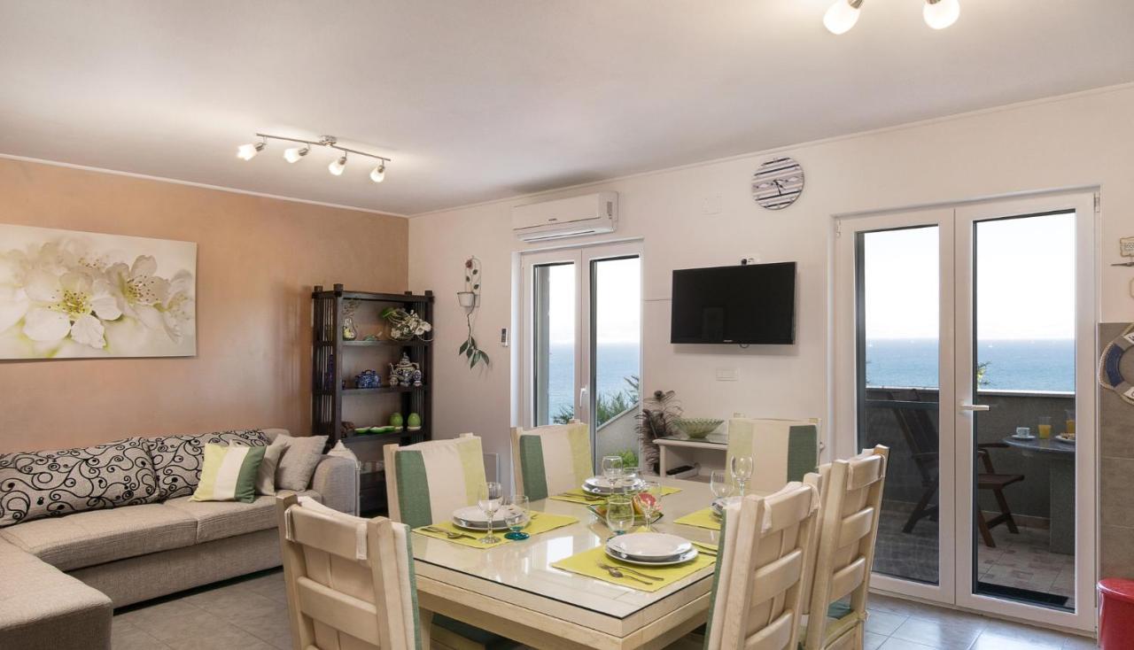 Vila Vita Donje Selo na Šolti Exterior foto